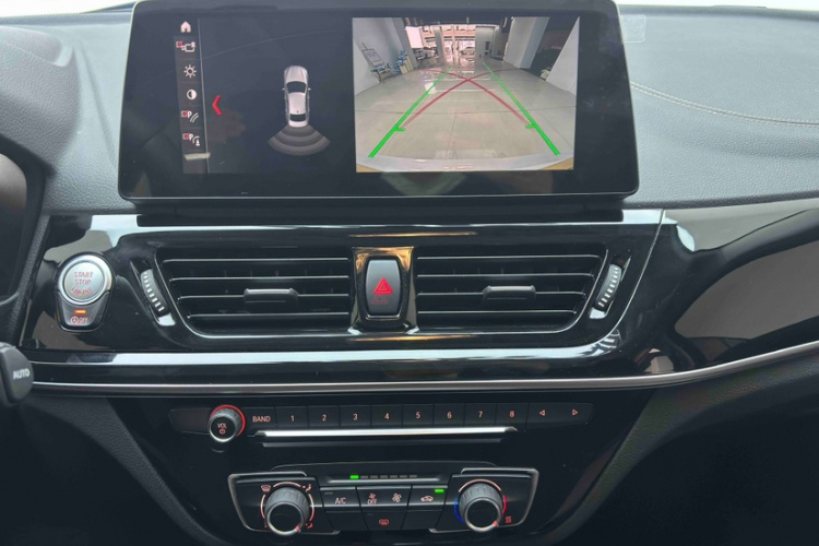 宝马1系 2023款 125i M运动曜夜版局部细节16