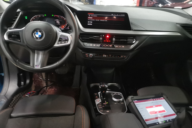 宝马2系(进口) 2021款 225i 四门轿跑车 M运动套装中控内饰12