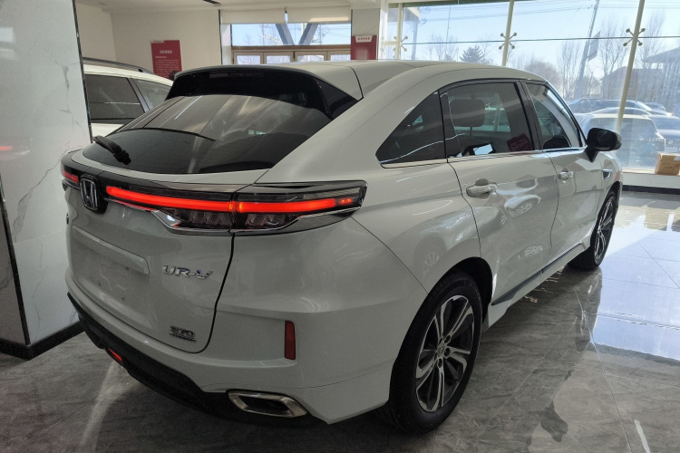 本田UR-V 2020款 240TURBO 两驱致悦版车身外观7
