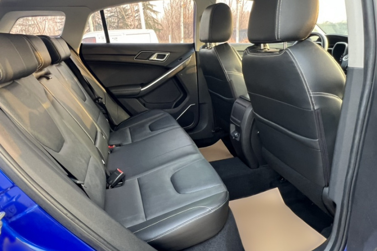 江铃 驭胜S330 2016款 1.5L GTDi 自动两驱尊贵版中控内饰7007