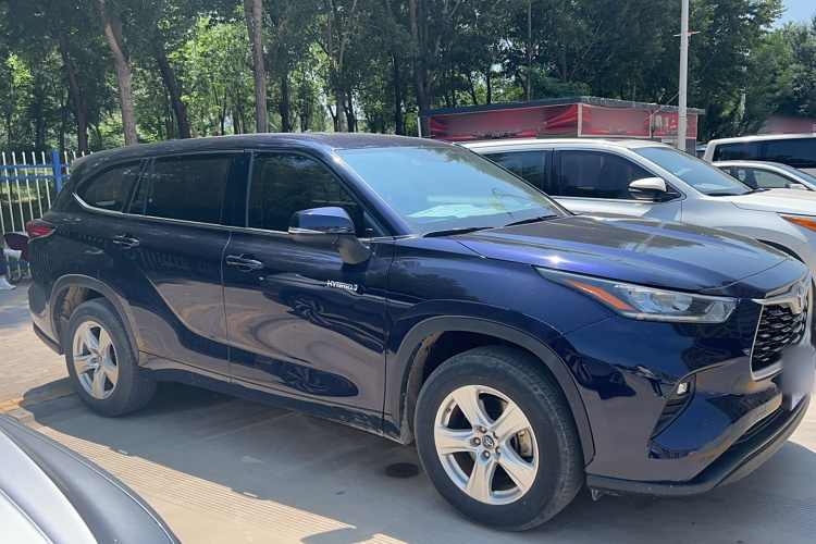 丰田 汉兰达 2022款 双擎 2.5L 两驱精英版 5座车身外观6002