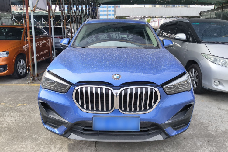 宝马X1 2020款 sDrive20Li 时尚型车身外观2