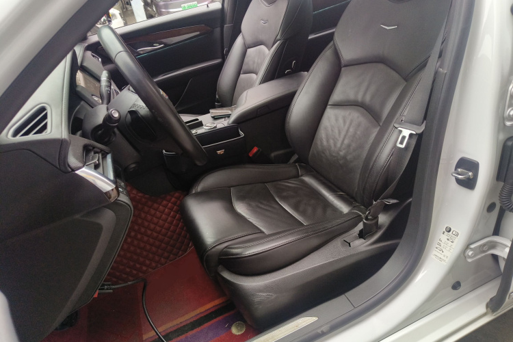 凯迪拉克CT6 2021款 28T 精英型中控内饰19