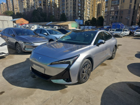 ARCFOX极狐 极狐 阿尔法S5 2024款 560PRO 185kW