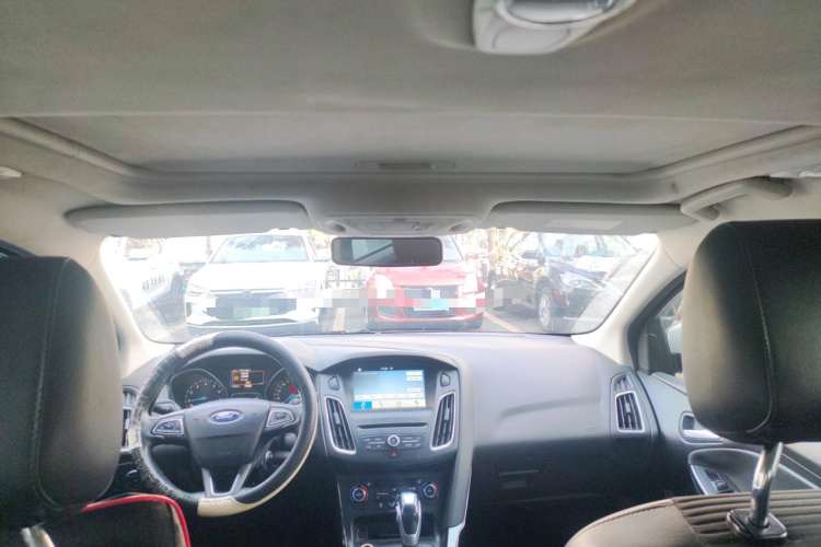 福特 福克斯 2015款 两厢 EcoBoost 180 自动精英型中控内饰22