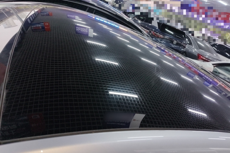 小鹏P7 2022款 670N+局部细节57