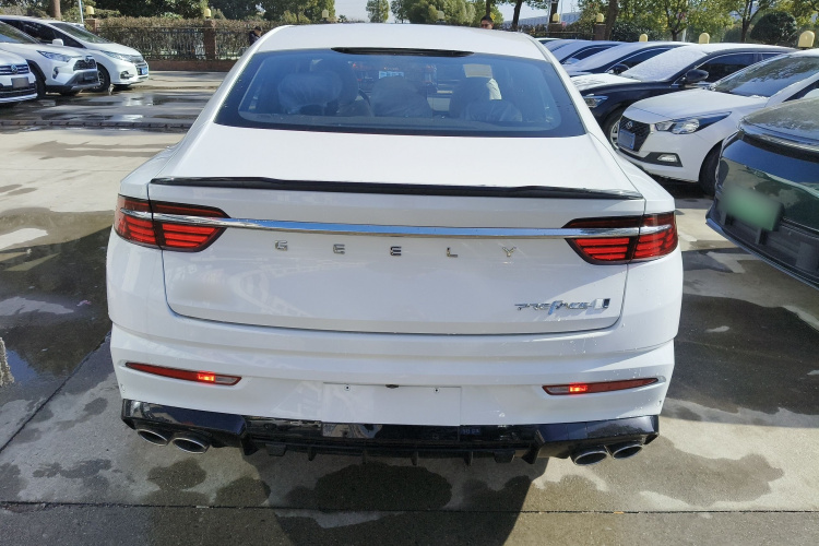 吉利汽车 星瑞 2025款 东方曜 1.5TD 昆仑版车身外观6