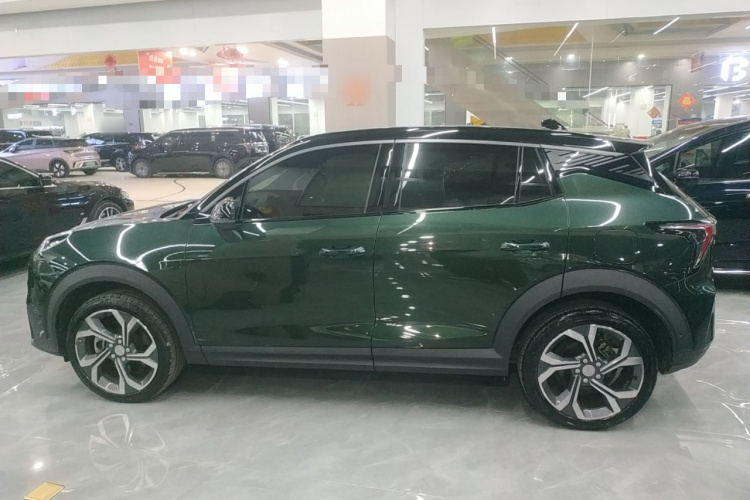 领克06 2023款 Remix 1.5T Hero车身外观4