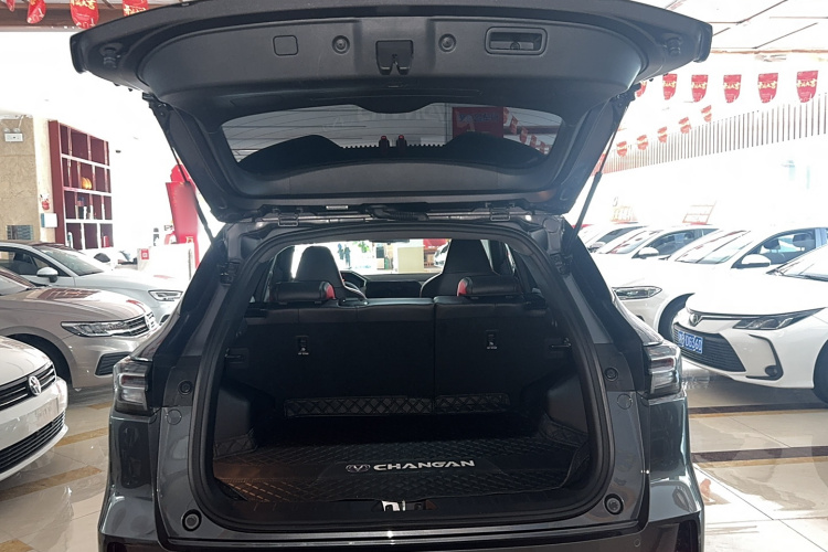 长安CS55PLUS 2024款 第三代 1.5T DCT卓越型局部细节23