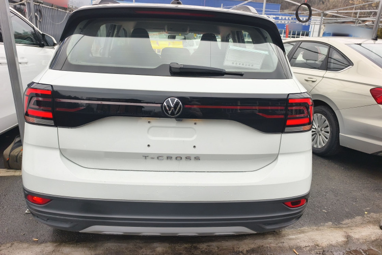 大众 途铠 2023款 改款 1.5L 自动风尚版车身外观6