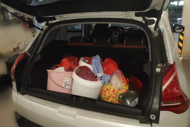 标致3008 2013款 2.0L 自动经典版局部细节23