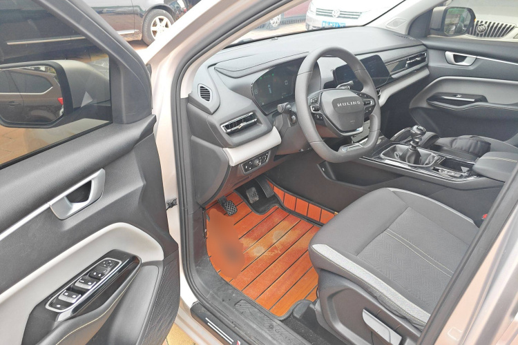 五菱汽车 五菱凯捷 2020款 1.5T 手动精英型中控内饰20