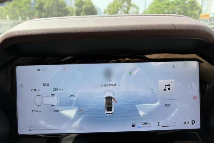 吉利汽车 星越L 2024款 2.0TD 高功自动两驱云起版中控内饰7003