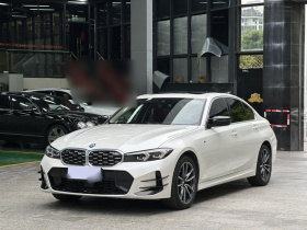 宝马3系 2025款 325i M运动套装