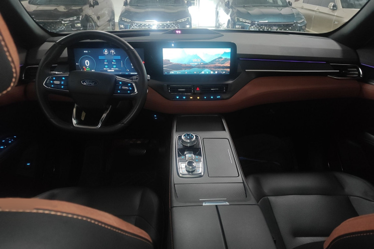 福特 领裕新能源 2025款 尊领型PLUS中控内饰7002