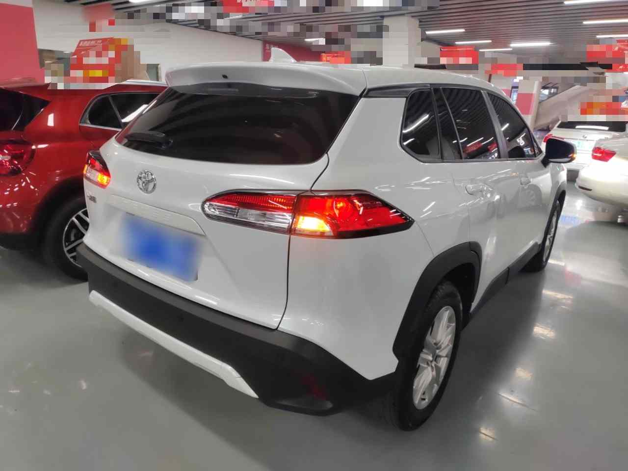 丰田 卡罗拉锐放 2024款 2.0L 精英版(5)