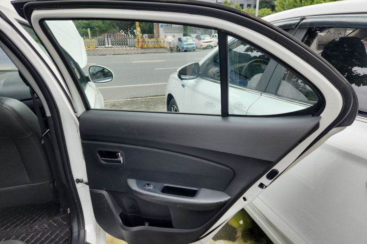 凯翼E3 2018款 1.5L 自动豪华型中控内饰7006