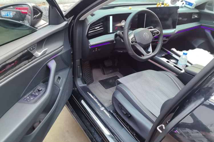 大众 迈腾 2024款 380TSI DSG尊贵版大迈包中控内饰20