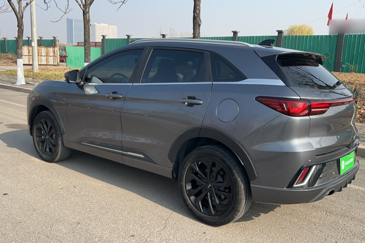 江淮汽车 江淮QX PHEV 2023款 120km 劲享版车身外观6005