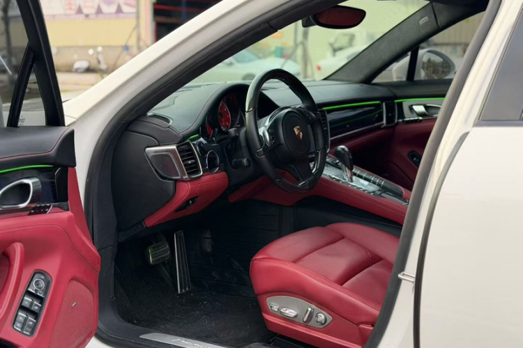 保时捷 2010款 Panamera S 4.8L中控内饰7004