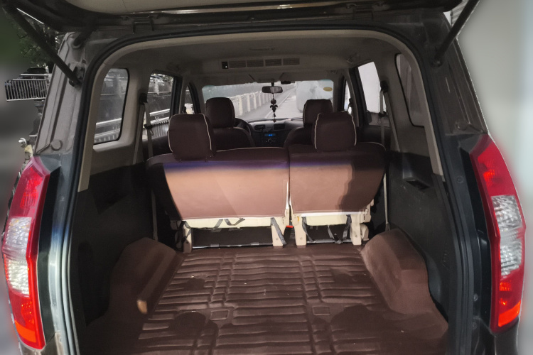 五菱汽车 五菱宏光 2014款 1.5L S标准型局部细节23