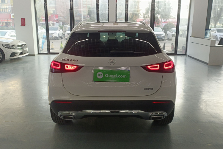 奔驰GLA 2023款 GLA 220车身外观6