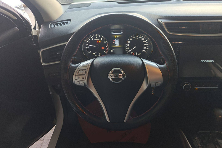 日产 逍客 2017款 2.0L CVT精英版 国V中控内饰13