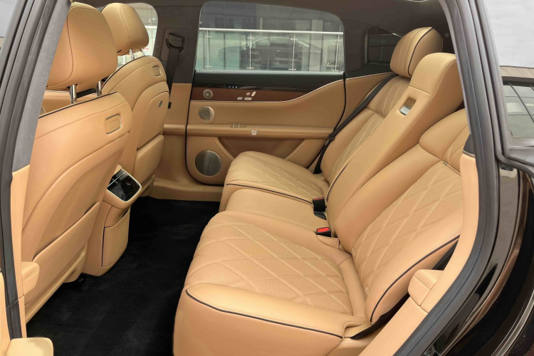 鸿蒙智行 享界S9 2024款 纯电 Ultra 四驱旗舰版中控内饰7004