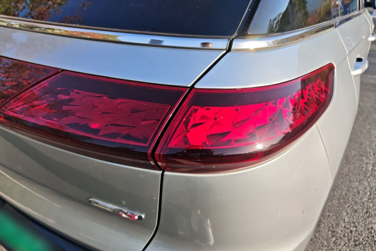 小鹏G3 2019款 尊享版车身外观6006