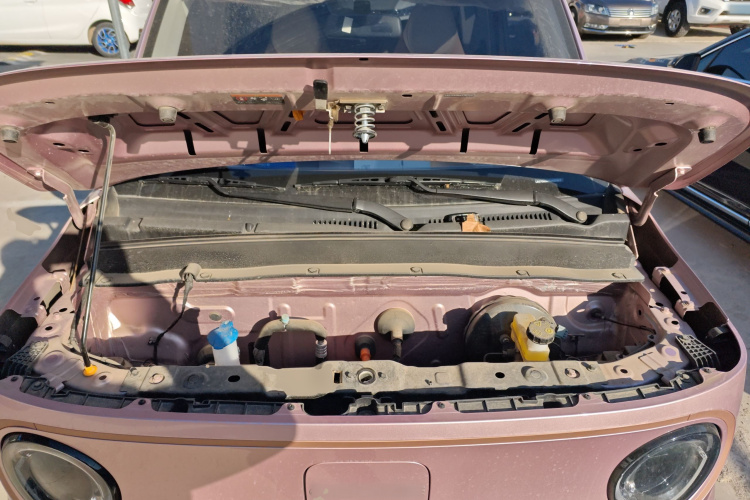 吉利银河 2024款 熊猫mini 200km 耐力熊机舱底盘24