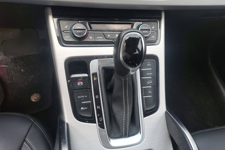 吉利汽车 博越 2018款 改款 1.8TD 自动两驱智联型4G互联版局部细节18