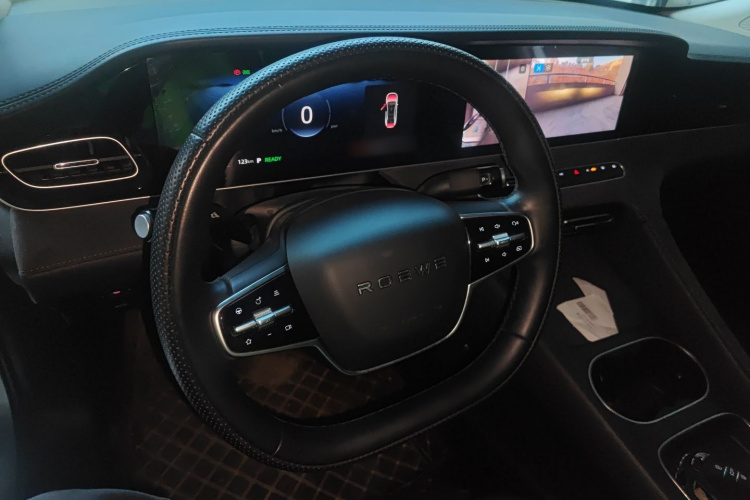 荣威D7 2023款 DMH 125km 旗舰版中控内饰7002