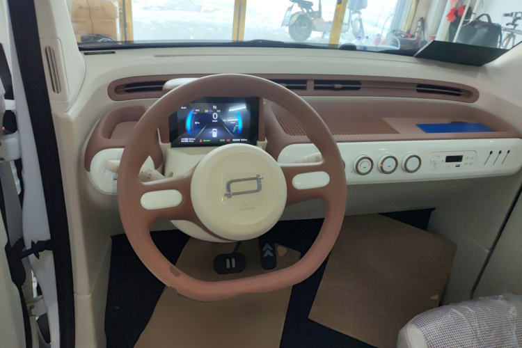 奔腾小马 2026款 222km 萌趣马 Plus中控内饰12