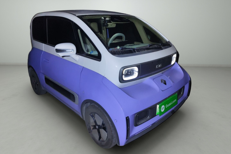 宝骏KiWi EV 2023款 大疆版 磷酸铁锂车身外观3