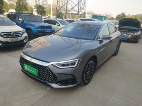 比亚迪 汉 2022款 DM-i 121KM 尊享型