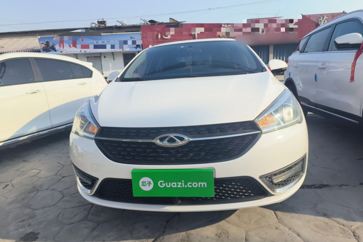 奇瑞 艾瑞泽5 2017款 1.5L 手动领潮版车身外观2