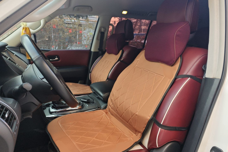 日产 途乐 2018款 4.0L 领英型中控内饰19