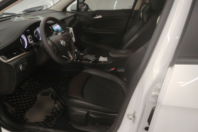 别克 威朗 2020款 20T CVT领先型中控内饰19