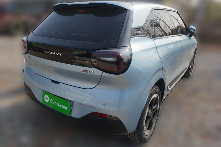 东风纳米 纳米01 2024款 430 Plus智+车身外观7