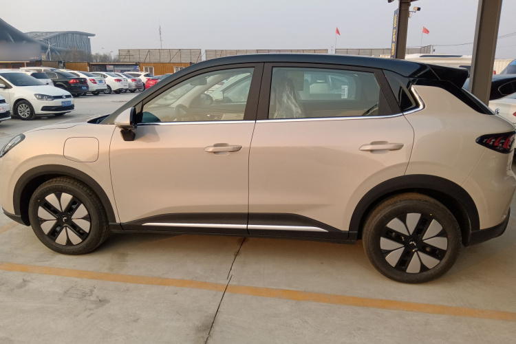 五菱汽车 缤果S 2025款 325km 尊享款车身外观4