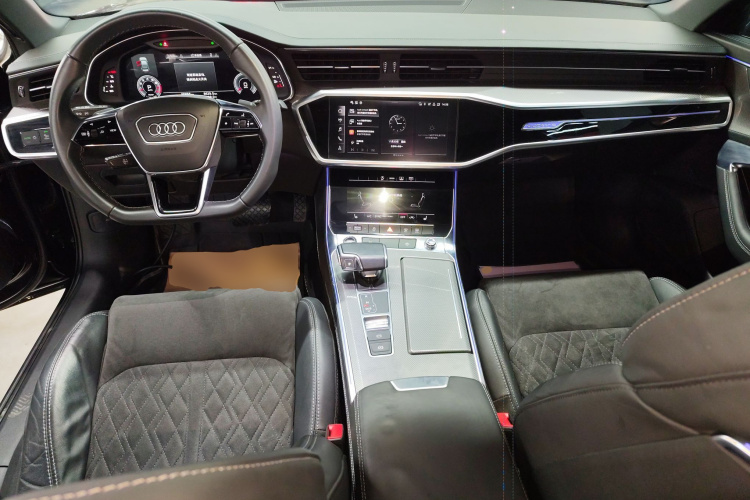 奥迪A6L 2021款 55 TFSI quattro 尊享动感型中控内饰12