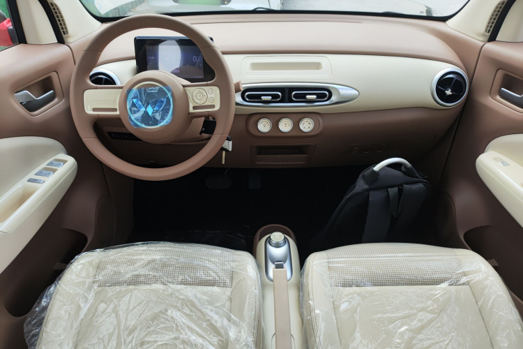 五菱汽车 宏光MINIEV 2025款 四门版 进阶款中控内饰12