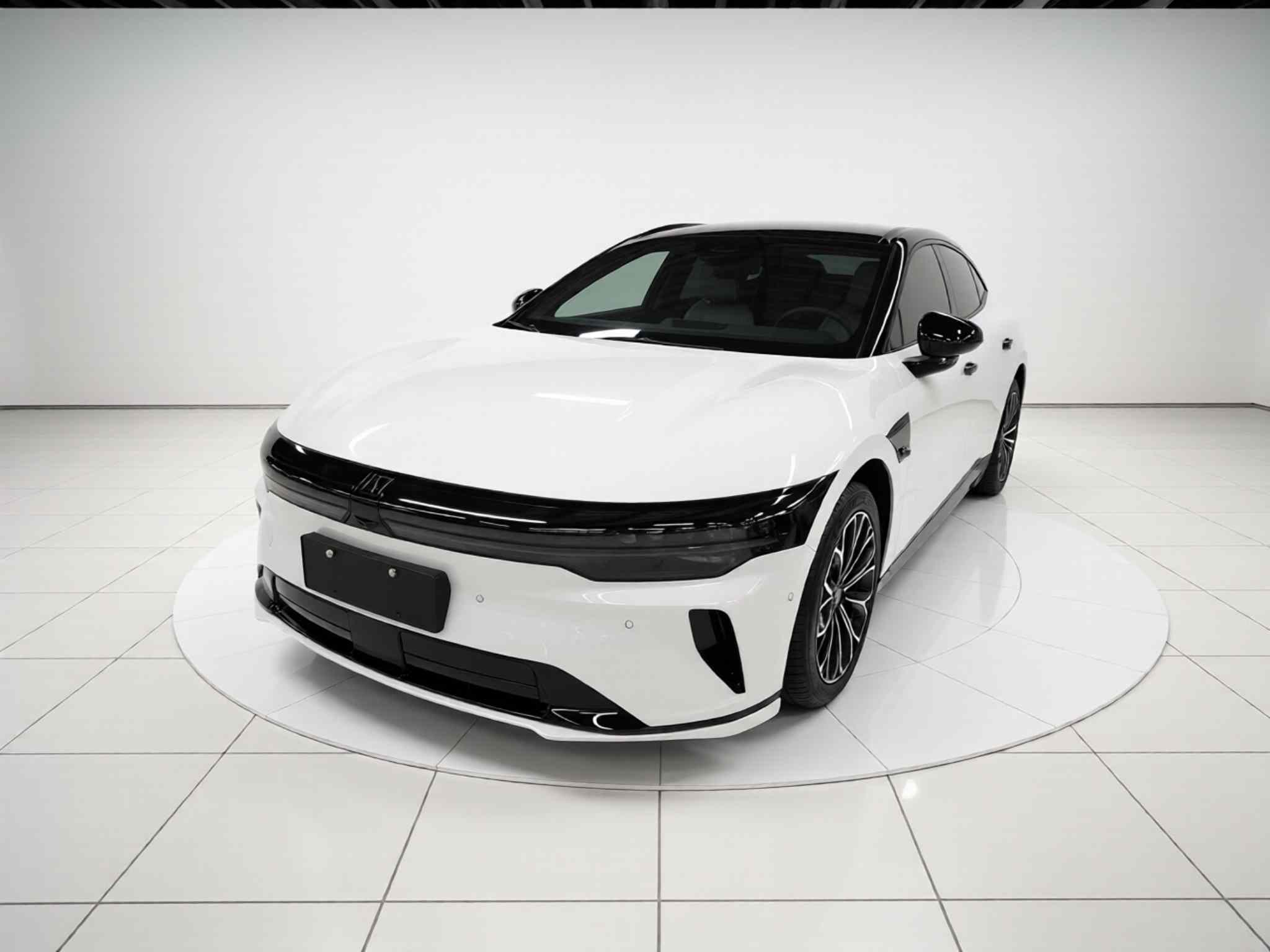 极氪007GT 2025款 后驱智驾版 75kWh(2)