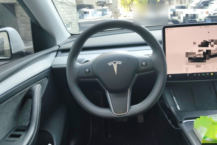 特斯拉 Model Y 2023款 后轮驱动版局部细节13