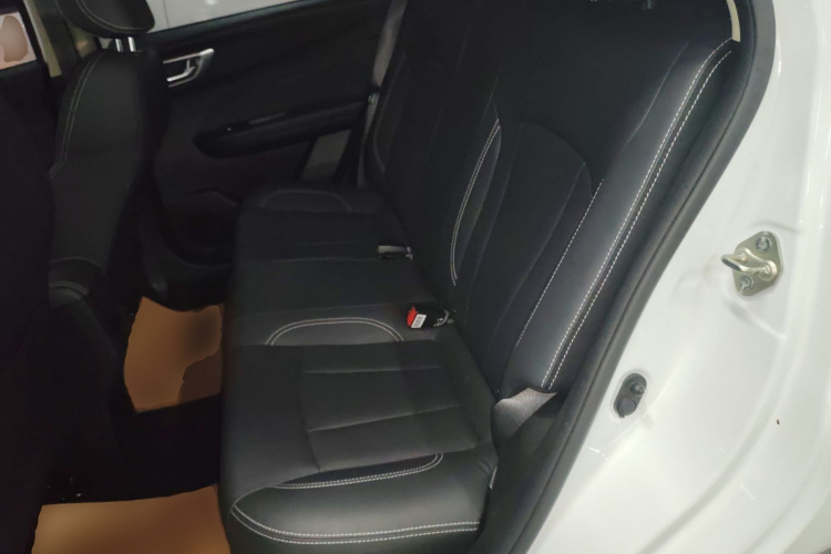 吉利汽车 远景X3 2020款 1.5L 手动精英型中控内饰7004