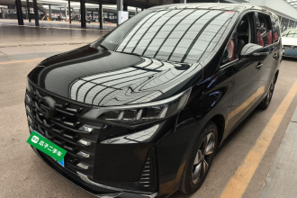 广汽传祺 传祺M6 2023款 PRO 270T DCT豪华版