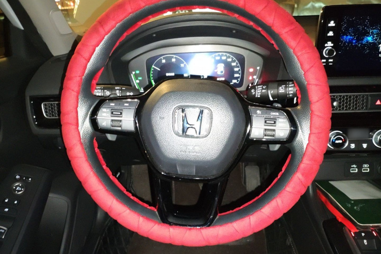 本田 思域 2023款 HATCHBACK 2.0L e:HEV 极曜版中控内饰13