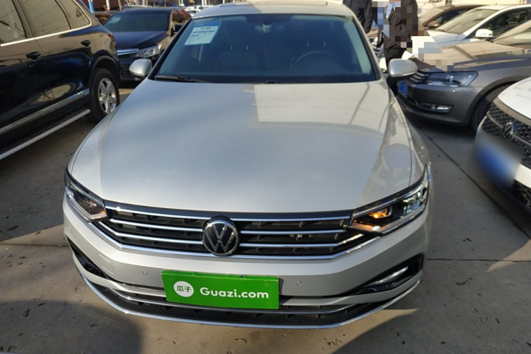 大众 迈腾 2020款 330TSI DSG 豪华型车身外观2