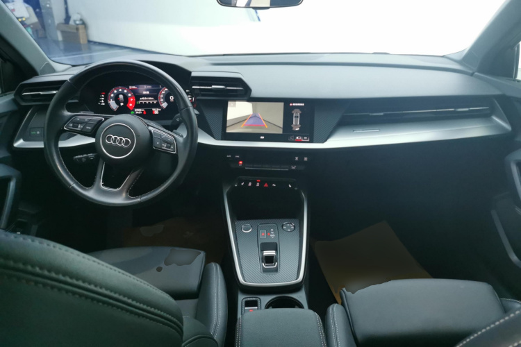 奥迪A3 2023款 改款 Sportback 35 TFSI 时尚运动型中控内饰12