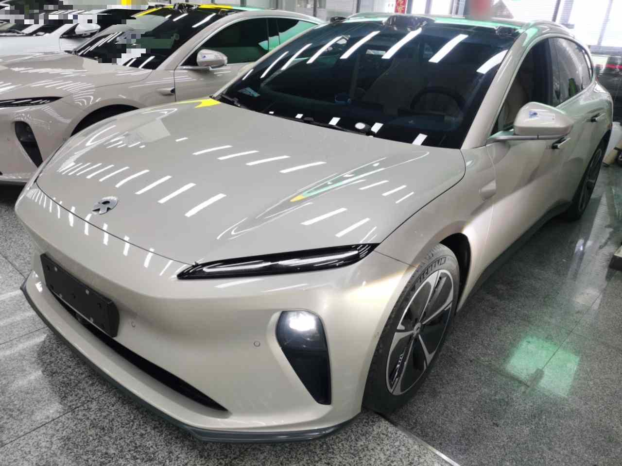 蔚来ET5T 2023款 75kWh Touring(2)
